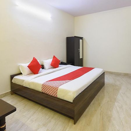 Hotel O Club Residency New Delhi Ngoại thất bức ảnh