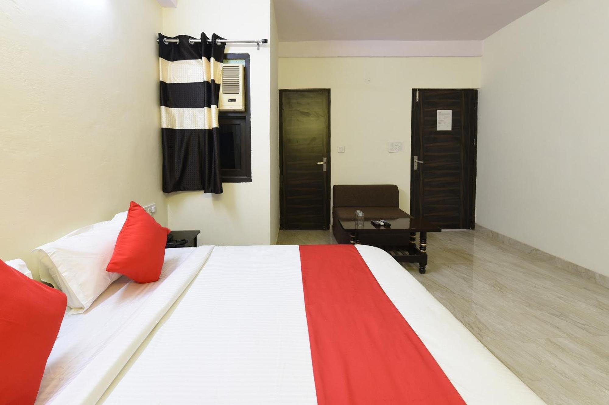 Hotel O Club Residency New Delhi Ngoại thất bức ảnh