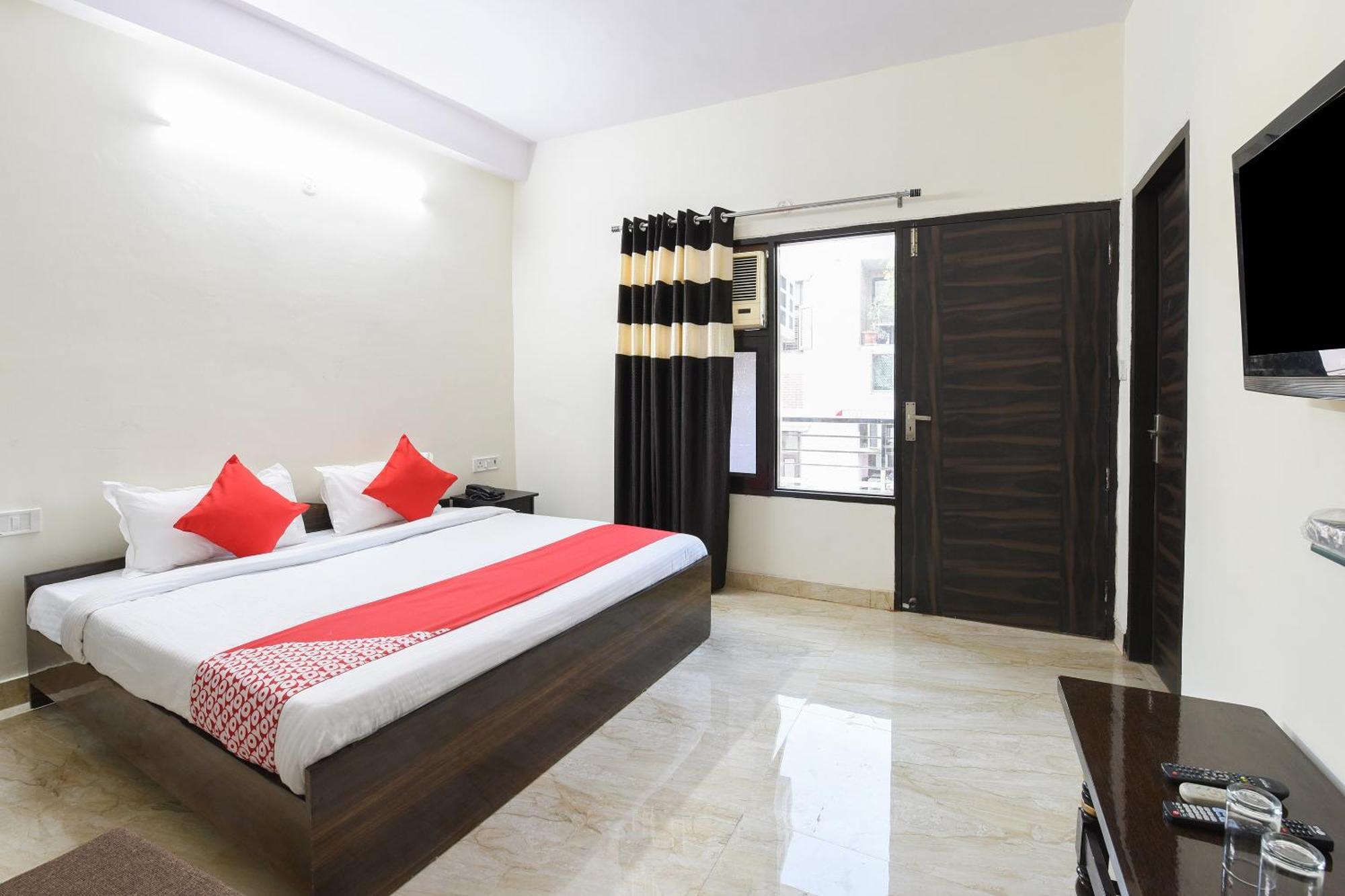 Hotel O Club Residency New Delhi Ngoại thất bức ảnh