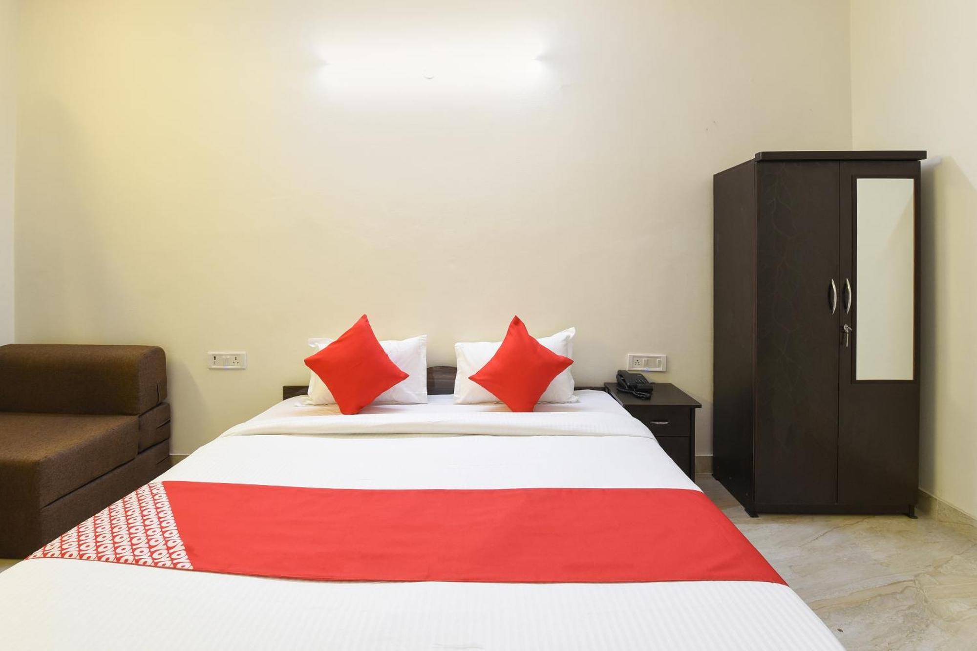 Hotel O Club Residency New Delhi Ngoại thất bức ảnh